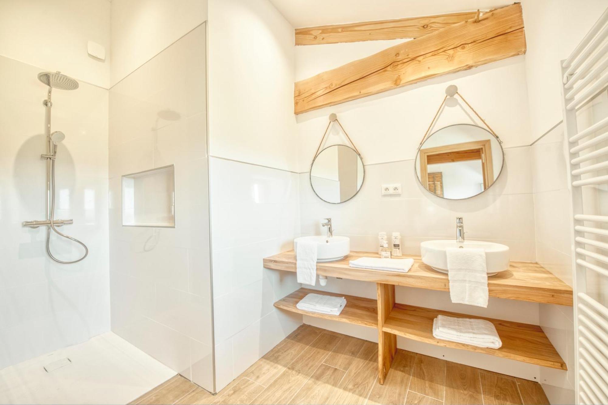 Escons Domaine De Charme Hotel Saint-Sulpice-sur-Leze Exterior photo